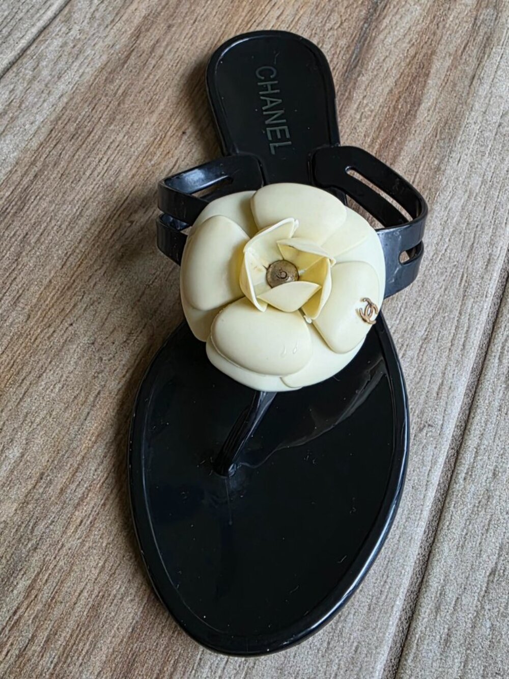 CHANEL CC Jelly Camelia Rubber Jelly Thong Flip Sandals Eur. 38 - Picture 2 of 15